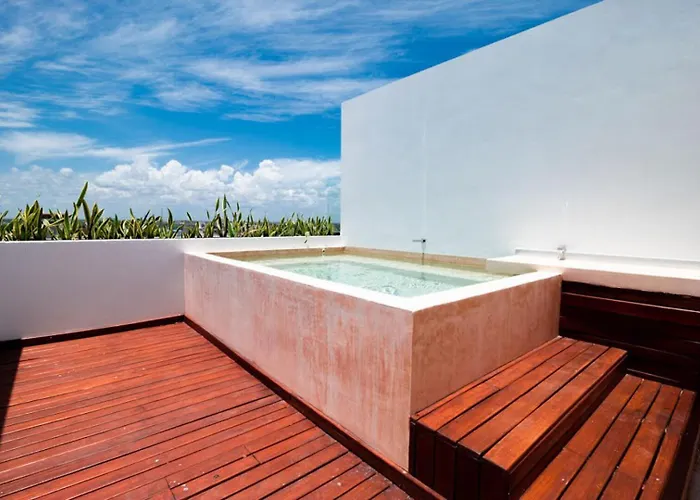 Exclusive 5th Ave With Private Pool *