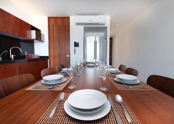 Exclusive 5th Ave With Private Pool *